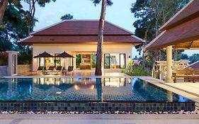 Nai Harn Baan-Bua Villas